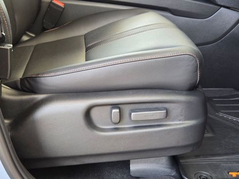 Used 2025 Honda Ridgeline TrailSport image 27