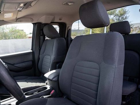 Used 2014 Nissan Frontier S RWD image 10