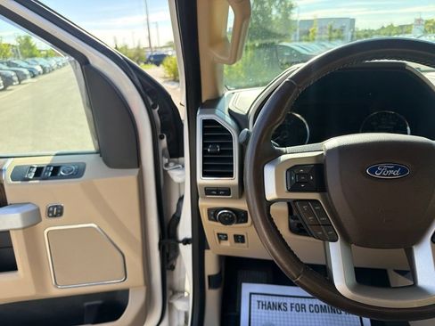 Used 2019 Ford F150 Lariat w/ Equipment Group 501A Mid AWD/4WD image 22