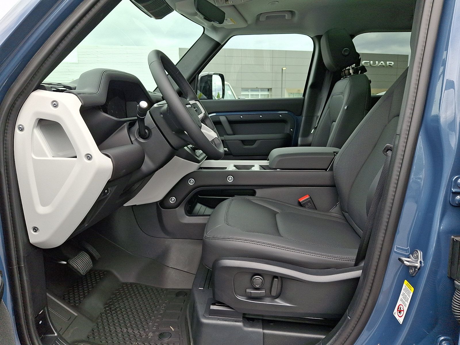 New 2026 Land Rover Defender 110 S AWD/4WD image 11