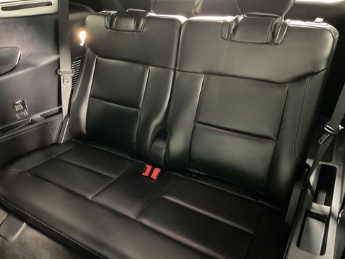 Used 2022 Ford Explorer XLT w/ Equipment Group 202A image 21