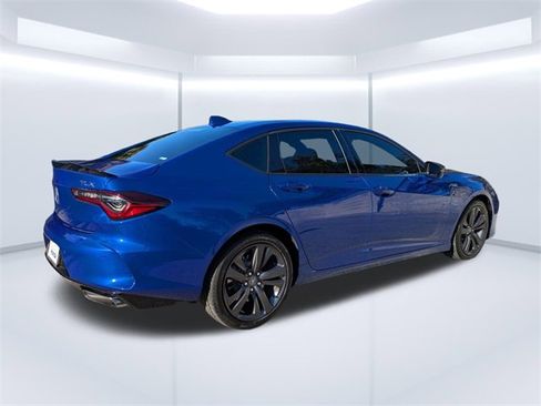 Used 2022 Acura TLX w/ A-SPEC Pkg image 4