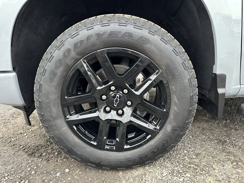 Used 2025 Chevrolet Silverado 1500 RST w/ Convenience Package II image 12