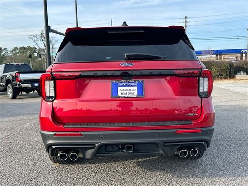 Used 2025 Ford Explorer ST image 15