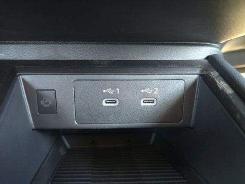 New 2026 Nissan Kicks SR FWD image 6
