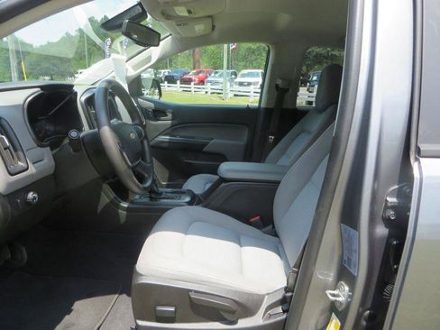 Used 2021 Chevrolet Colorado W/T w/ Custom Special Edition RWD image 10