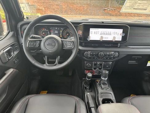 New 2025 Jeep Wrangler Unlimited Rubicon image 20