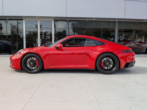 Certified 2022 Porsche 911 Carrera GTS image 2