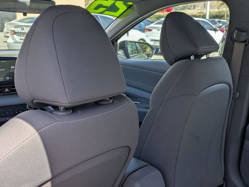 Certified 2025 Hyundai Elantra Sport FWD image 25