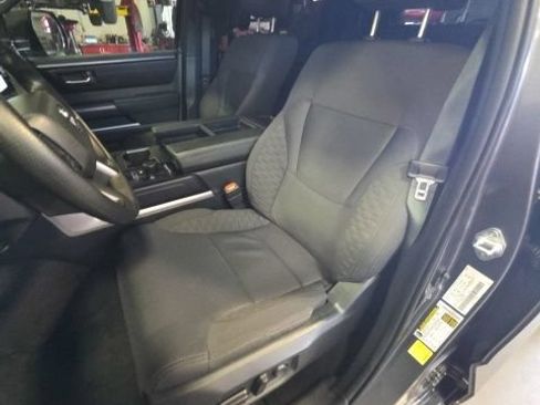 Used 2025 Toyota Tundra SR5 w/ SR5 Convenience Package AWD/4WD image 12