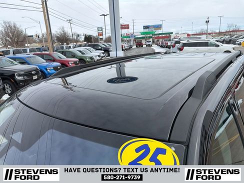Used 2025 Ford Expedition Active AWD/4WD image 16