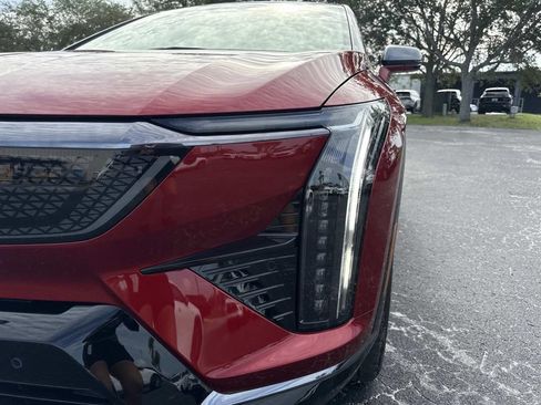 New 2027 Cadillac Optiq Premium Sport RWD image 9