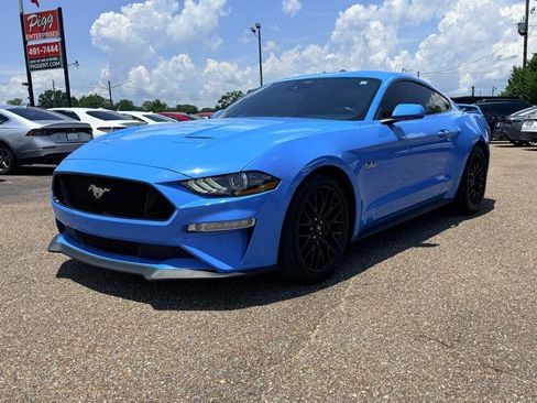 Used 2022 Ford Mustang GT w/ GT Performance Package RWD image 3