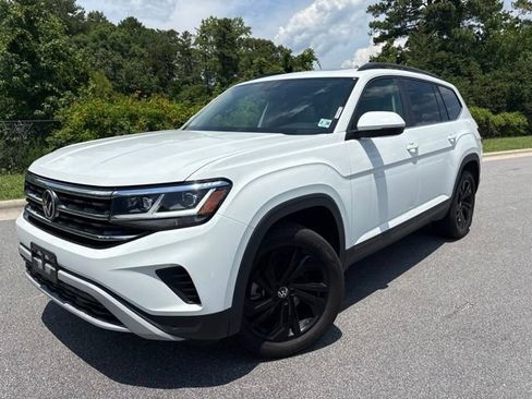 Used 2023 Volkswagen Atlas SE w/ Panoramic Sunroof Package AWD/4WD image 1