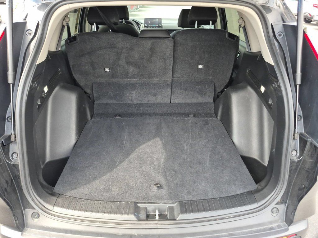 Used 2025 Honda CR-V LX image 29