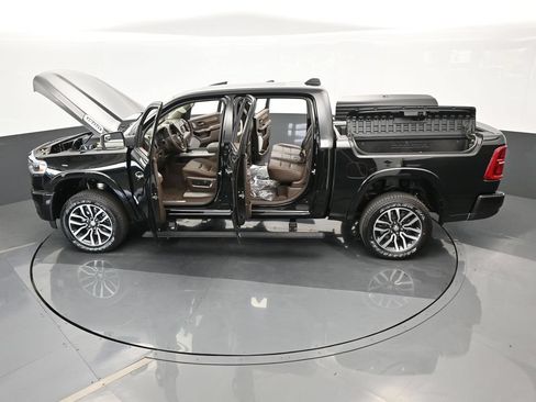 Used 2025 RAM 1500 Limited AWD/4WD image 57