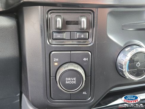 New 2026 Ford F250 Lariat image 14