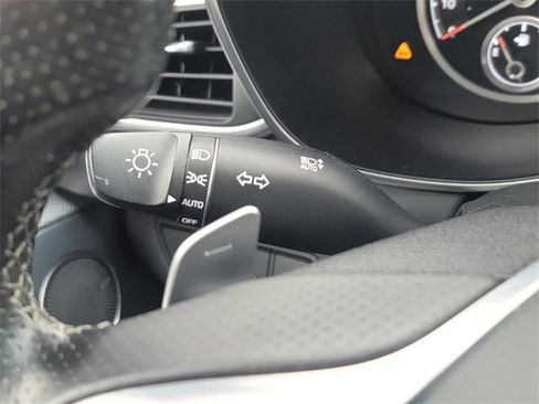 Used 2022 Genesis G70 2.0T w/ Prestige Package image 17