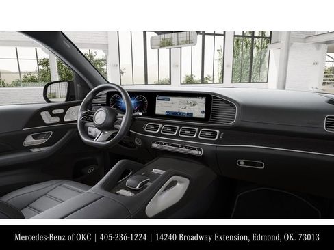 New 2026 Mercedes-Benz GLS 450 4MATIC image 6