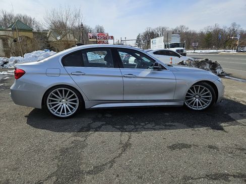 Used 2017 BMW 330i w/ Driver Assistance Package image 6