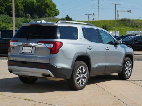 Used 2023 GMC Acadia SLT w/ Preferred Package AWD/4WD image 7