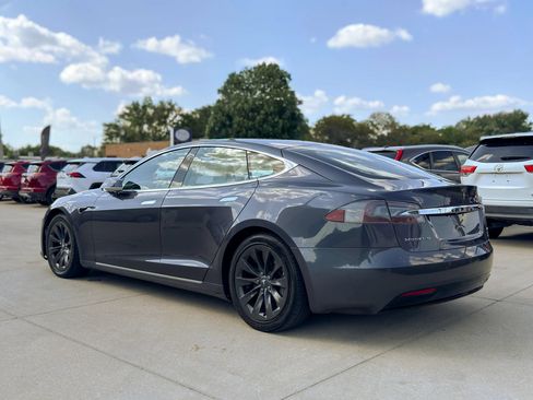Used 2018 Tesla Model S 100D AWD/4WD image 5