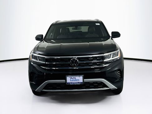 Used 2023 Volkswagen Atlas Cross Sport SE AWD/4WD image 2