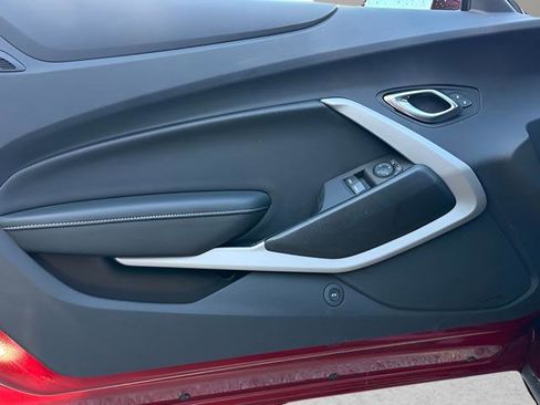 Used 2022 Chevrolet Camaro SS w/ Design Package 1 image 14