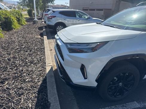 Used 2025 Toyota RAV4 XSE w/ Advanced Technology Package AWD/4WD image 6