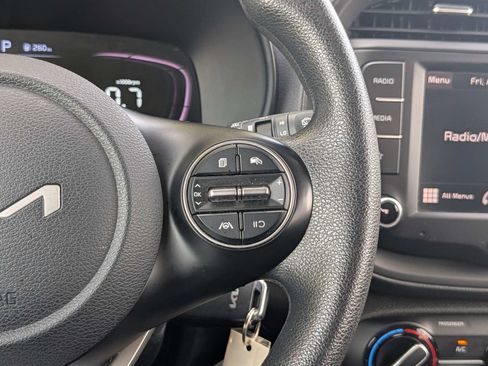 Used 2024 Kia Soul LX w/ Option Group 015 FWD image 24