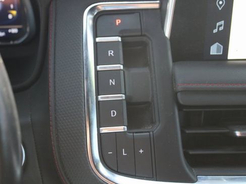 Certified 2022 Chevrolet Tahoe RST w/ Sport Performance Package image 12