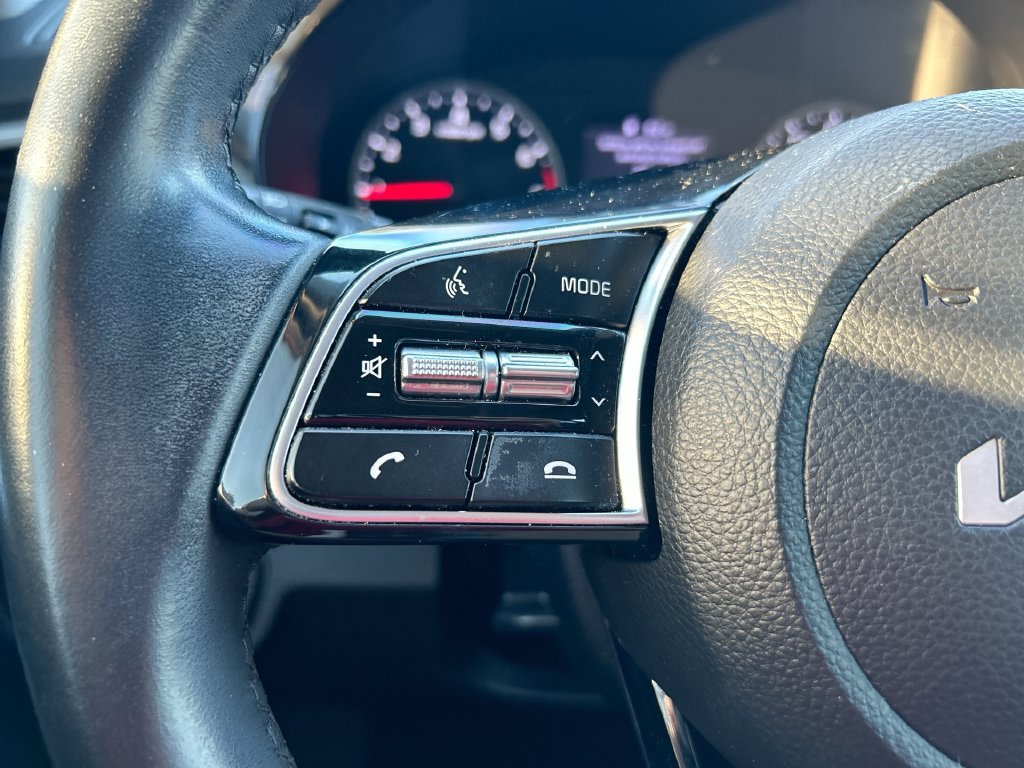 Used 2023 Kia Seltos S w/ Navigation Package FWD image 15