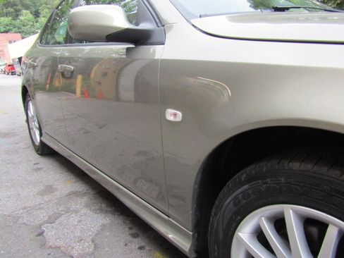Used 2008 Saab 9-3 2.0T w/ Cold Weather Package FWD image 25