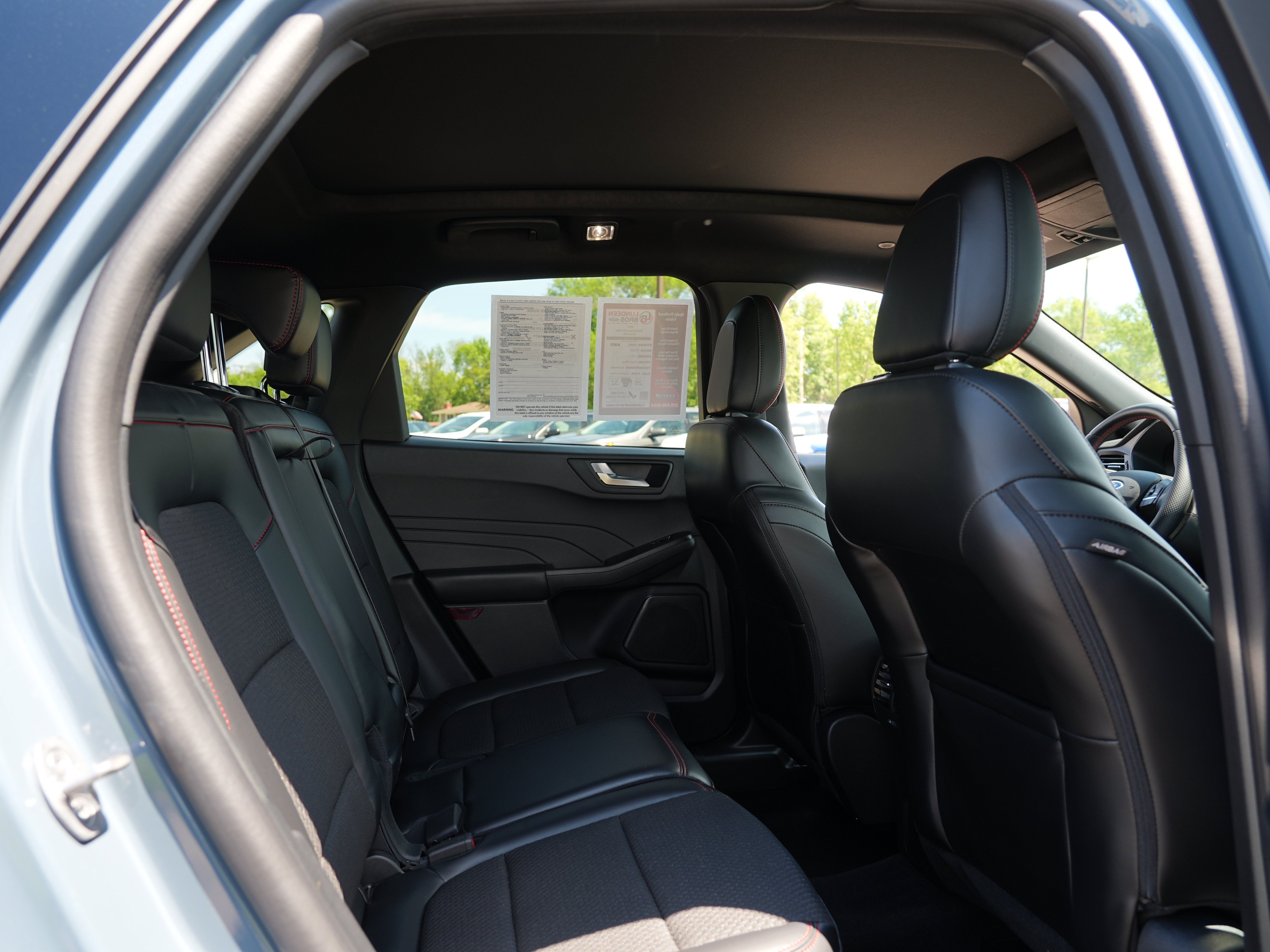 Used 2023 Ford Escape ST-Line w/ Tech Pack #1 AWD/4WD image 31