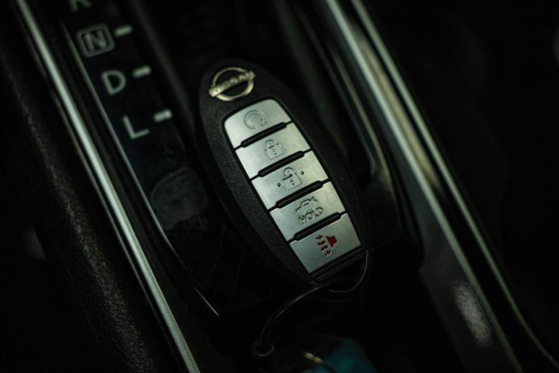 Used 2024 Nissan Altima 2.5 SV FWD image 21