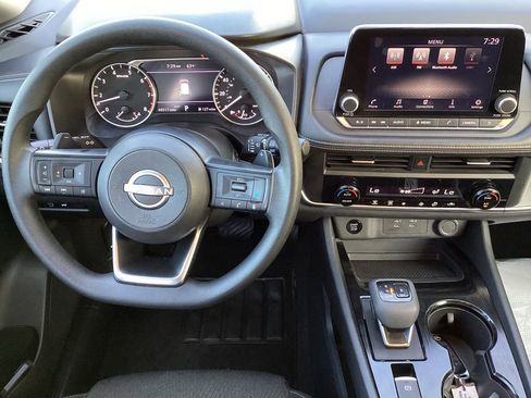 Used 2024 Nissan Rogue SV AWD/4WD image 21
