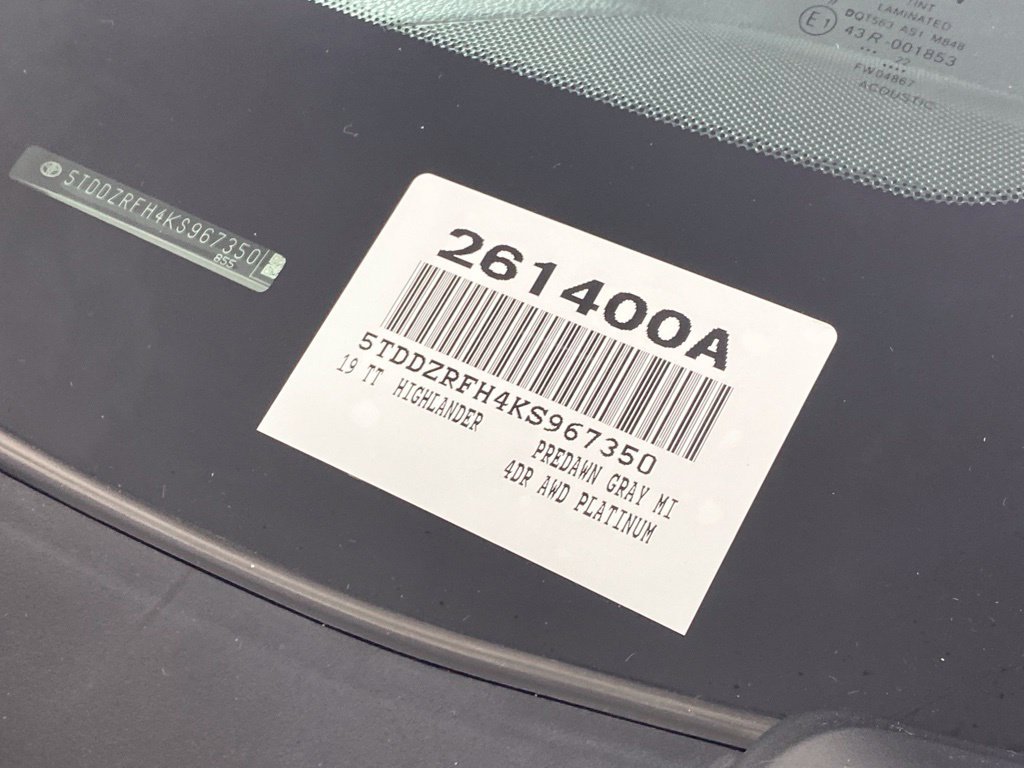 Used 2019 Toyota Highlander Limited Platinum AWD/4WD image 36