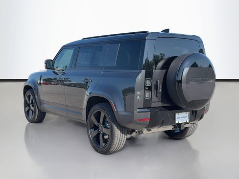 New 2026 Land Rover Defender 110 S AWD/4WD image 3