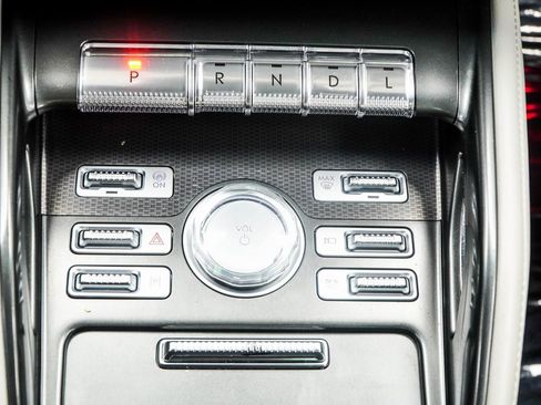 Used 2024 Lincoln Nautilus Premier w/ Equipment Group 102A image 21