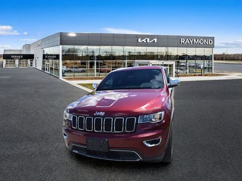 Used 2021 Jeep Grand Cherokee Limited AWD/4WD image 7