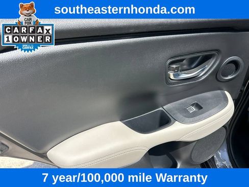 Used 2025 Honda HR-V EX-L image 12