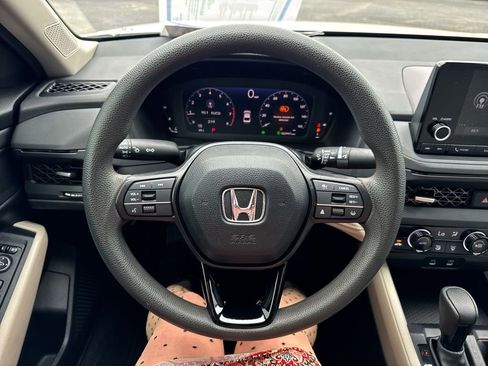Used 2024 Honda Accord EX image 14