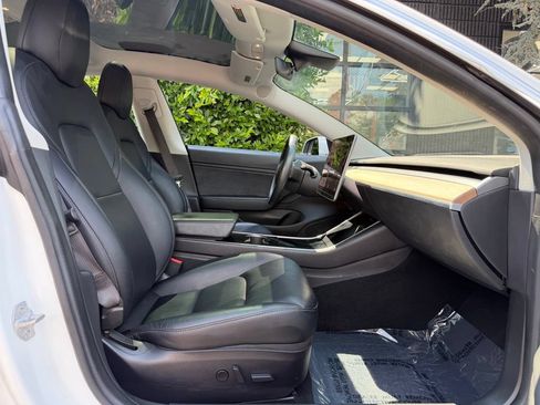 Used 2018 Tesla Model 3 RWD image 33