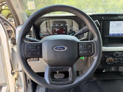 Used 2025 Ford F250 XLT AWD/4WD image 10
