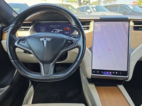 Used 2020 Tesla Model S Long Range Plus AWD/4WD image 16
