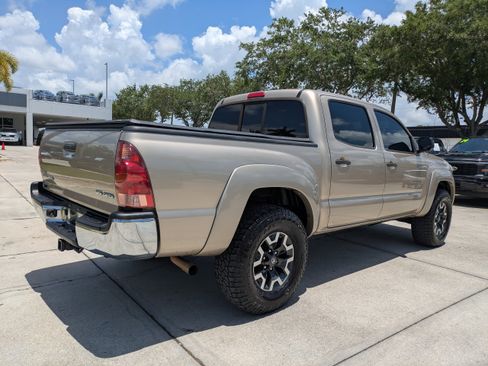 Used 2008 Toyota Tacoma 4x4 Double Cab image 4