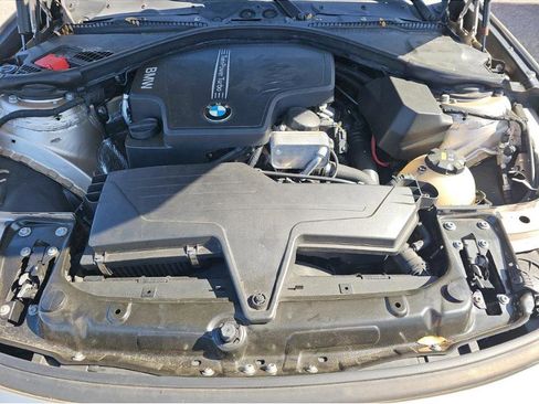 Used 2015 BMW 320i Sedan RWD image 16