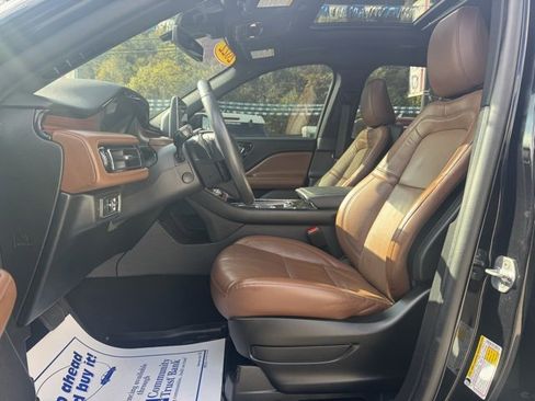 Used 2022 Lincoln Aviator Reserve w/ Elements Package Plus image 16