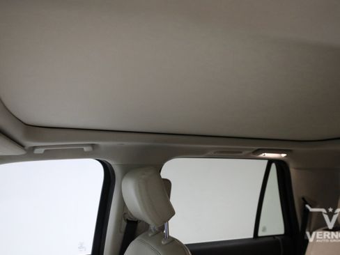 Used 2019 Ford Expedition Platinum image 14