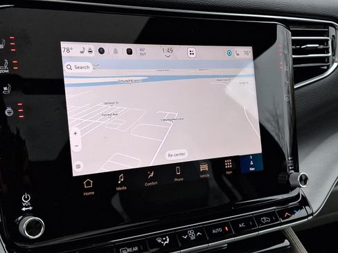 Used 2025 Jeep Wagoneer 4WD w/ Premium Group I image 15